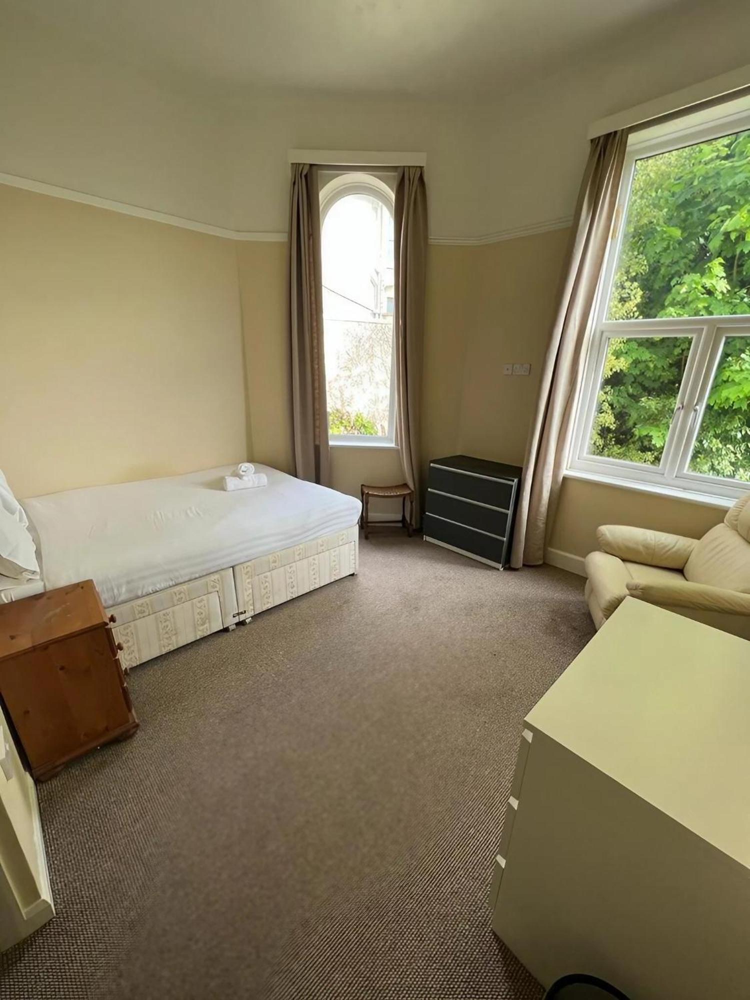 Crofton House Hotel Torquay Room photo